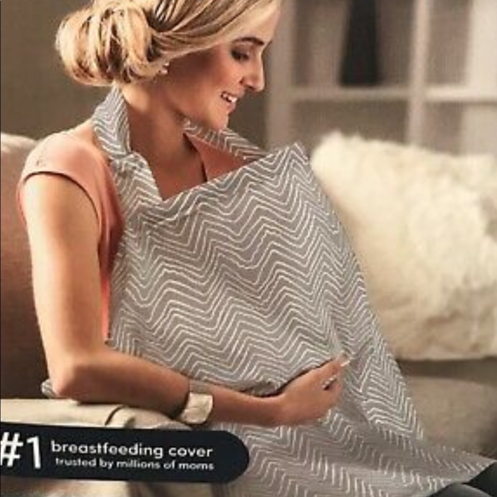 Bebe Au Lait Nursing Cover